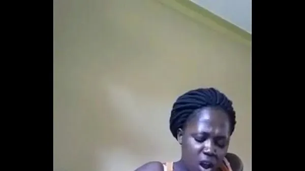XXX Zambian girl masturbating till she squirts Klip terpopuler