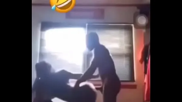 XXX African guy bangs on his girl roughly,After eating pizza toppklipp